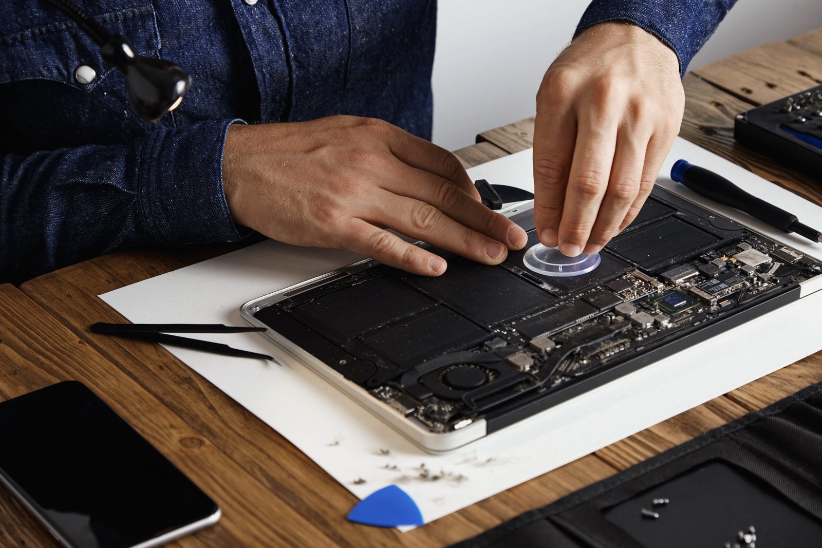 Laptop Repair in Gandhinagar